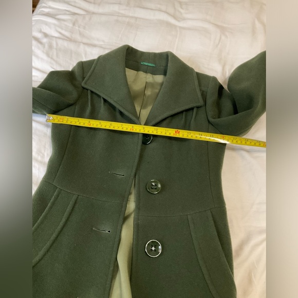 Vintage thick wool coat size xs good used condition - Picture 5 of 9